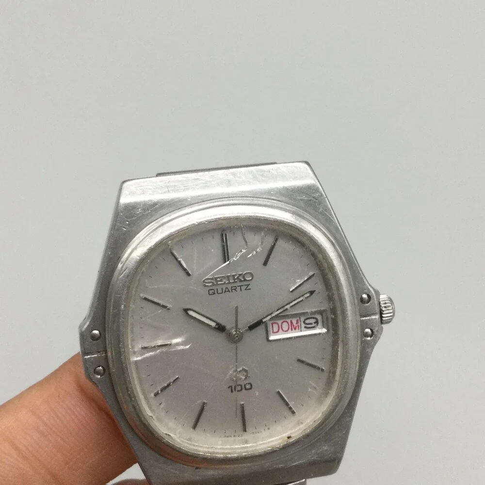 Vintage Seiko 8125-5090 Mens Watch 36mm Silver Tone CRACKED CRYSTAL New Battery